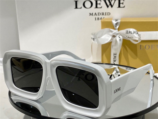 Loewe Sunglass AAA 153